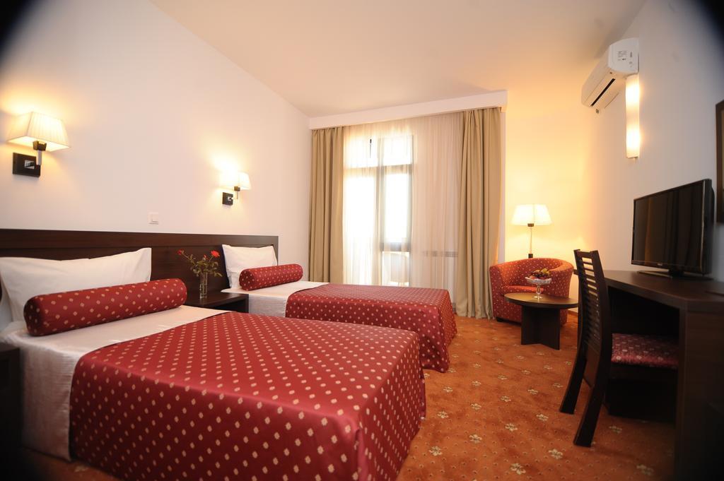 Hotel Mon Jardin Mahmudia Room photo